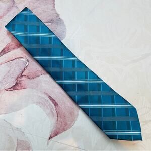 Arrow Plaid Blue Tie Like New